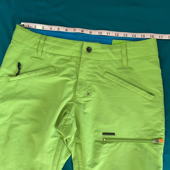 Aperture Waterproof Lined Ski/Snowboard Pants - Picture 4 of 13